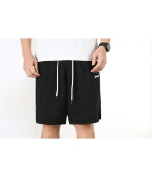 performance-oriented versatile polyester-blend shorts