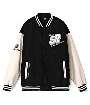 Classic baseball jacket with a modern twist 